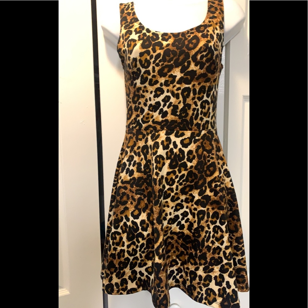 Tank flare cheetah dress